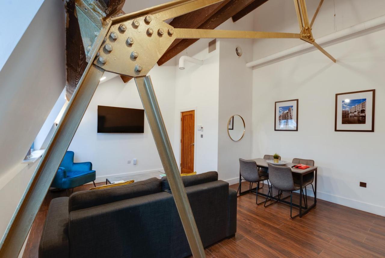 Mathew Street City Centre Apartments By Happy Days Liverpool Esterno foto